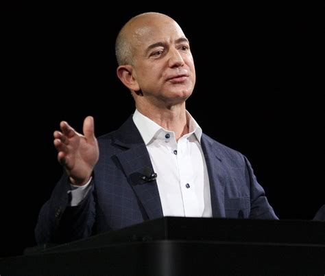 Jeff Bezos Steps Down As Amazon Ceo The Sparrow News