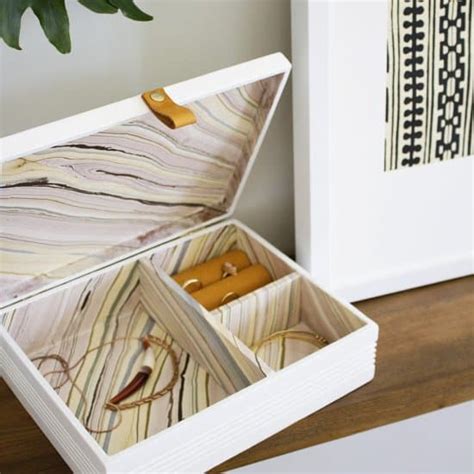 21 Beautiful And Functional Diy Jewelry Boxes Cool Crafts