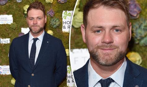 Former Westlife Singer Brian Mcfadden On Itv Show Whos Doing The Dishes