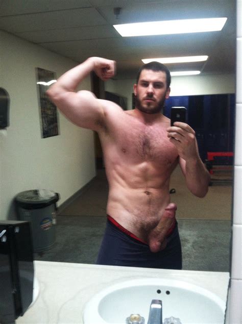 Big Dicked Bodybuilders Page Lpsg Hot Sex Picture