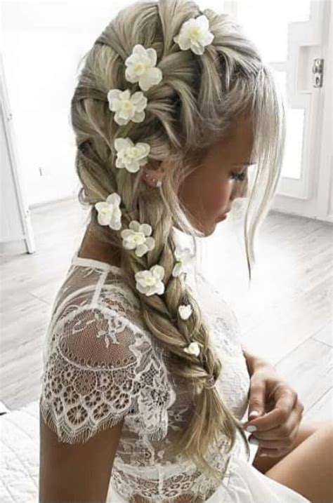 I think this hairstyle would be perfect for a wedding (on a bride, flower girl, bridesmaid, or guest) for prom, homecoming, recitals, communions, and other formal occasions. Side French braid with flowers | Wedding hairstyles, Hair ...