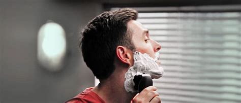 How To Prevent A Shaving Rash For Sensitive Skin Philips Norelco