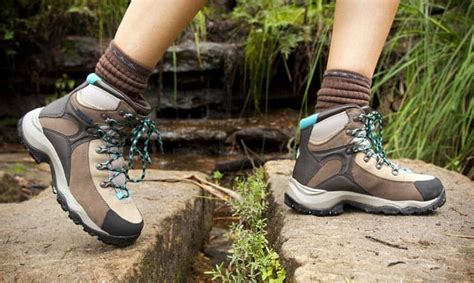 Best Mens Hiking Boots For Wide Feet Big Feet No Problem Decide