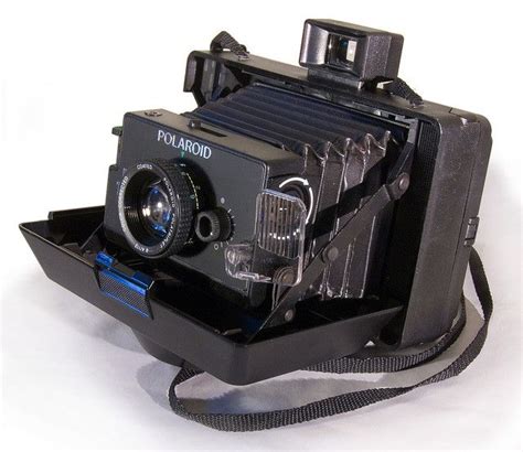 Polaroid Ee100 Special Three Quarter View Instant Film Camera