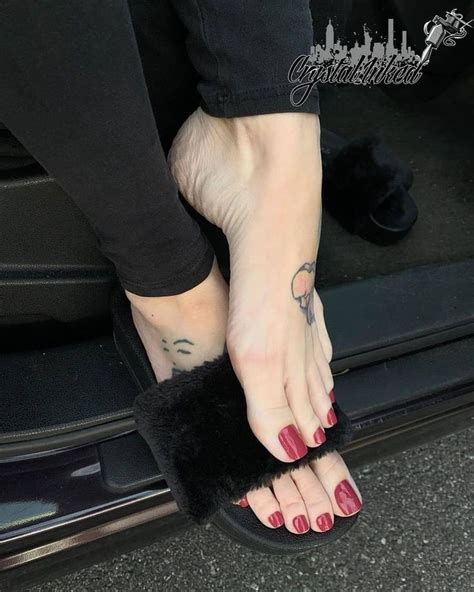 Daddyshigharches En Instagram High Arches In Mules Crystal Inked Feet Higharchgoddess