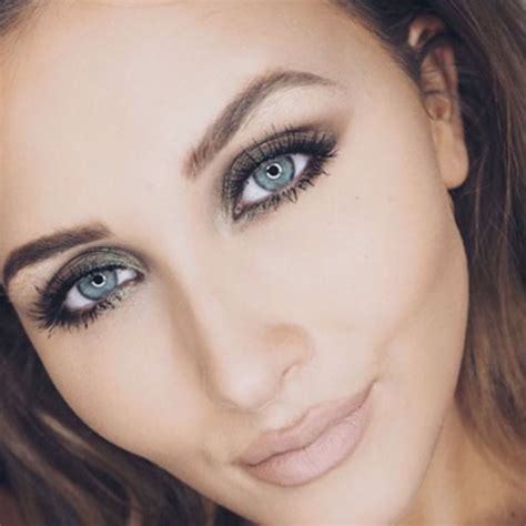 Nobody's nose is really, truly straight. 8 Beauty Tricks To Disguise A Crooked Nose