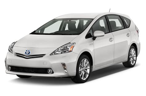 Prius V Black
