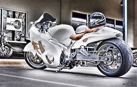 Custom Hayabusa By Kenneth Tran Motorcycle Bike Custom Hayabusa
