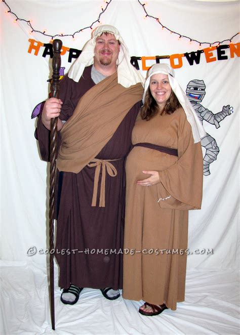 Homemade Mary And Joseph Couple Costume Pregnant Halloween Costumes Pregnant Halloween