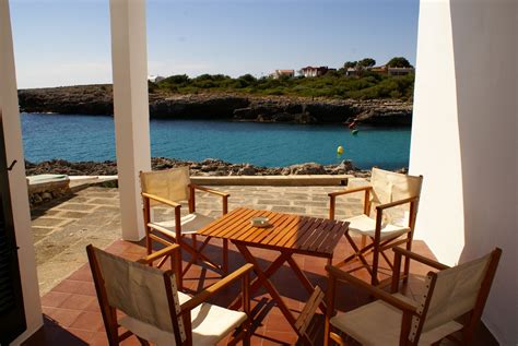 Si es así estás en el sitio adecuado para consultar cualquier información que desees sobre tu destino conocer menorca es muy sencillo. Apartamento con vista y primera linea al mar menorca ...