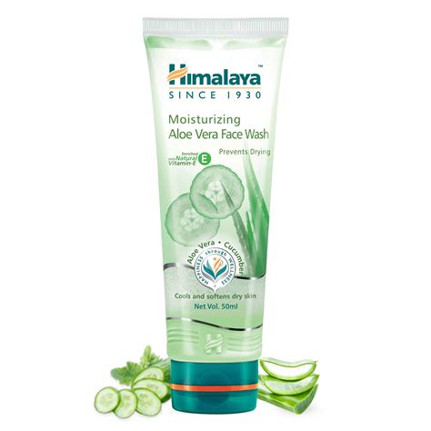 Himalaya Moisturizing Aloe Vera Face Wash For Dry Skin Himalaya