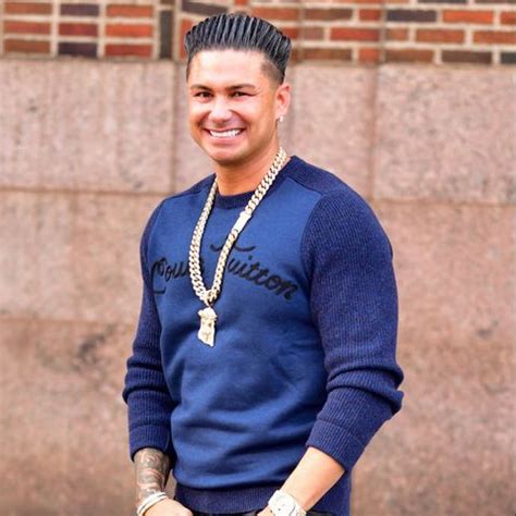 The jersey shore og rarely shows off what his hair looks like with no hair gel in it. Pauly D Shared a Rare Photo Without Hair Gel, and People ...