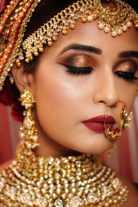 Traditional Indian Royal Bride Bridal Makeup Images Indian Wedding Makeup Indian Bride Makeup