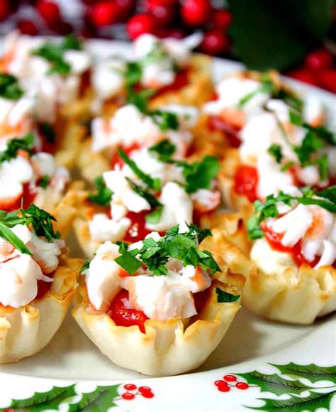 Loving all those aromatic flavours and spices going on. Festive Shrimp Cocktail Appetizer Bites in Phyllo Cups