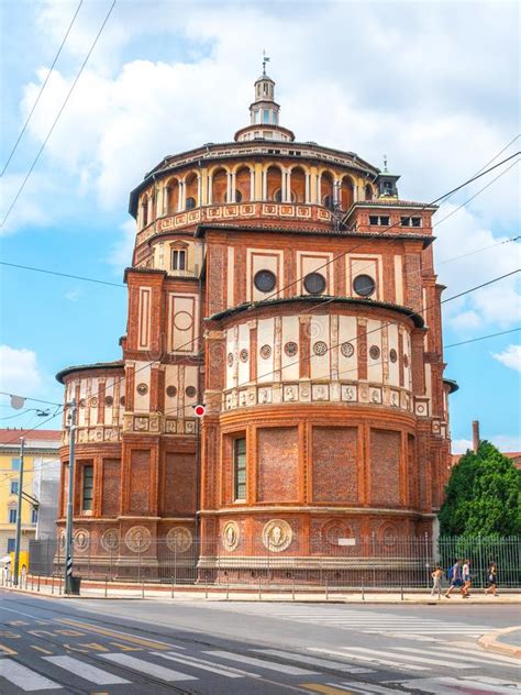 Hotel casa marina propone alloggio con circa 50 camere di diverse tipologie tutte dotate di aria condizionata, tv e telefono servizi privati tutte raggiungibili con due ascensori. Vista Della Chiesa Di Santa Maria Novella A Milano, Stile ...