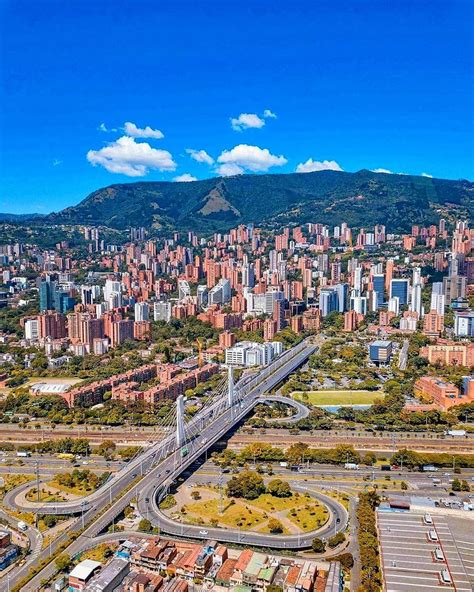 Medellin La Ciudad De Medellin Celebra 345 Anos De Historia