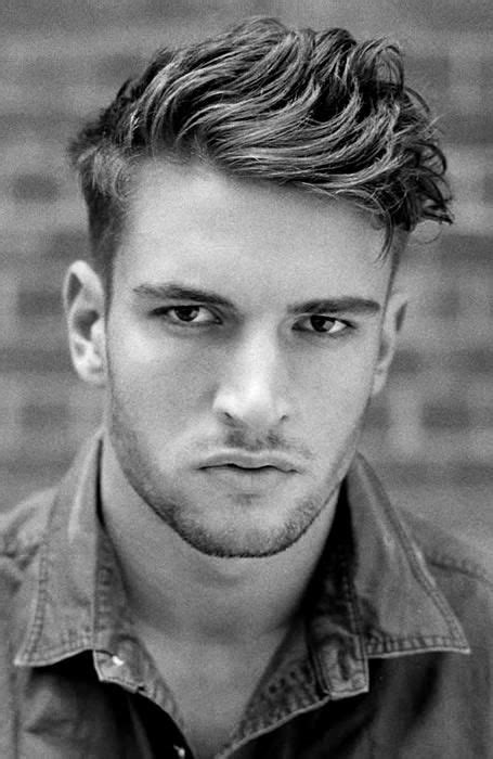 45 best hairstyles for men with wavy hair in 2022 hot haircuts mens hairstyles beard styles