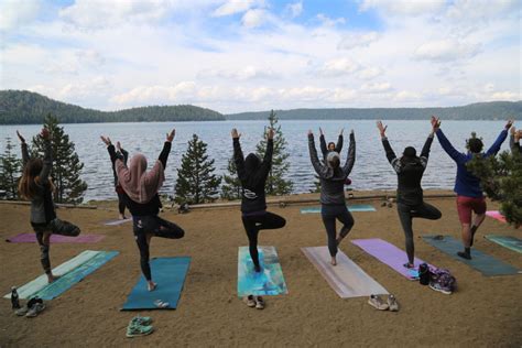 5 of the best yoga retreats in oregon and washington
