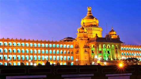 Day tour packages offered are exotic bangalore sightseeing including places near bangalore for a day trip. Famous Places to Visit in Bangalore - eLiveStory