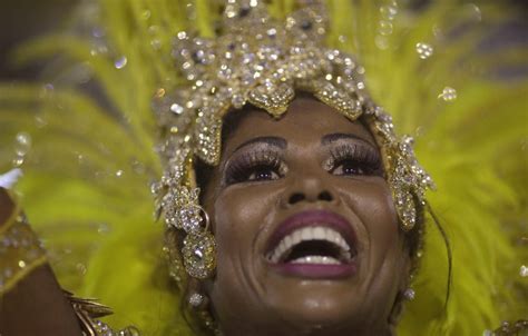rio carnival 2013 hottest pictures of beautiful brazilian samba dancers [photos]