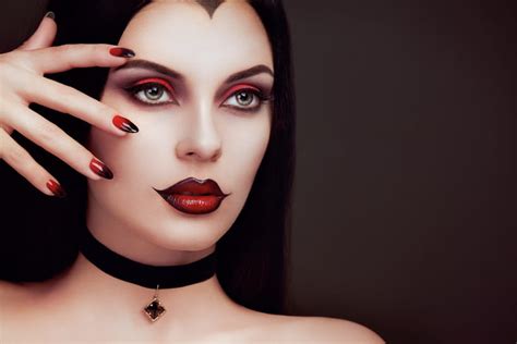 Maquillage Halloween : top 20 des idées les plus effrayantes