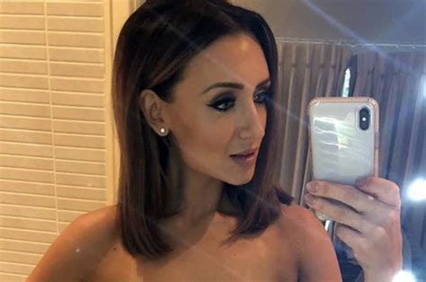 Coronation Street Cast Catherine Tyldesley Bares Assets In Swimsuit