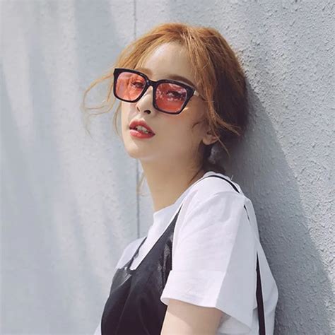 Women Fashion Korean Style Unisex Sunglasses Women Retro Ocean Film Elliptical Large Frame Sun
