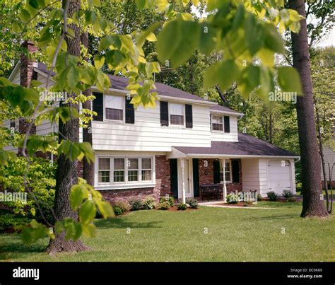 1970s House Exterior Hi Res Stock Photography And Images Alamy