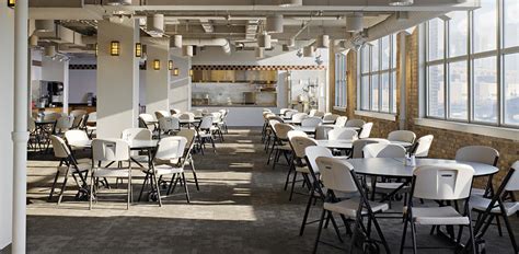 Lunch, under the direction of chef peggy ryan, is served monday through friday through dec. Kendall College Dining Room | Pepper Construction