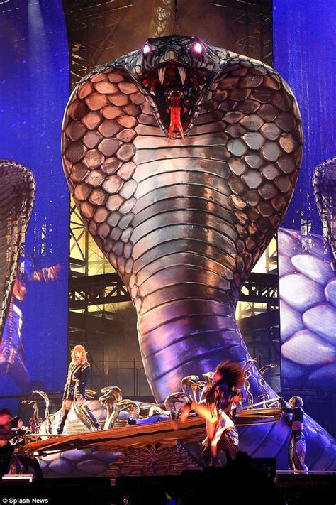 Taylor Swift Performs With A Giant Snake As Tour Kicks Off Taylor