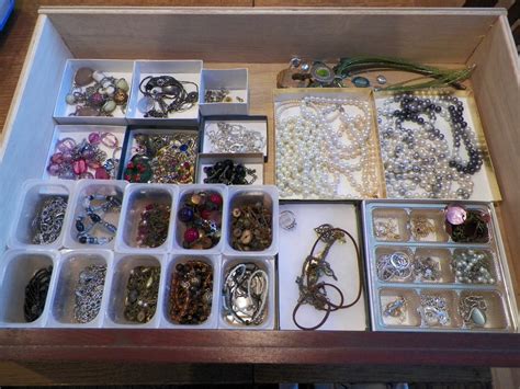 7.5 put in been or gone. Everything in Between: No Cost Jewelry Organizing