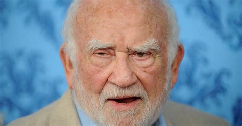 The actor's death was announced through his. Ed Asner Returns to Broadway in 'Grace'
