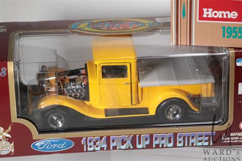 Three 118th Scale Diecast Toys Including 1934 Ford Pickup W Wrecker