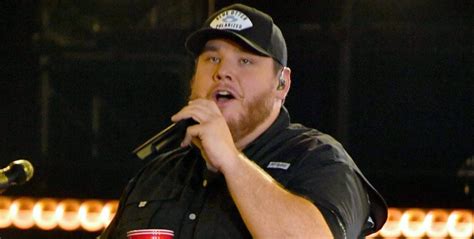 Luke Combs Makes Billboard Chart History This Week The Content Factory