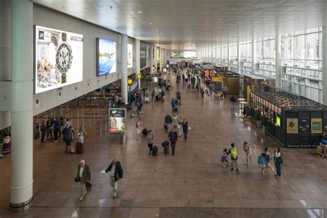 Brussels Airport Is Continuing Its Collaboration With Jcdecaux For Its