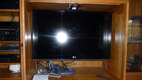 Diy Tv Mount Attaches To The Top Of Your Flat Screen Fits It Into Old