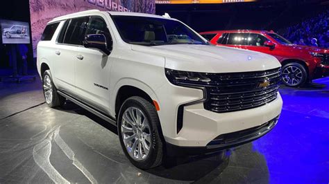 Price And Review 2022 Chevy Suburban Z71 New Cars Design