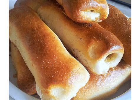 Worstenbroodjes Noord Brabant Worstenbroodjes Brabants Worstenbroodje En Eten Recepten