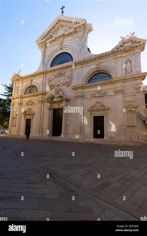 Diocese Of Savona Hi Res Stock Photography And Images Alamy