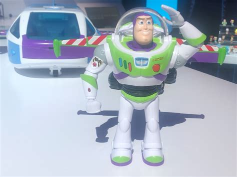 Toy Story 4 Mattels New Buzz Lightyear Toy Walks On Its Own