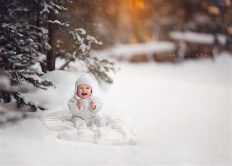 Pin By Jackie Blake On Winter Portraits Snow Photography Snow