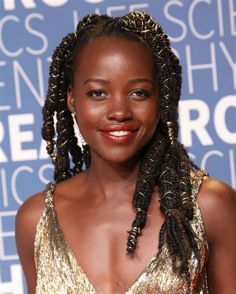 Lupita Nyongos Golden Braids In 2018 Lupita Nyongos Best