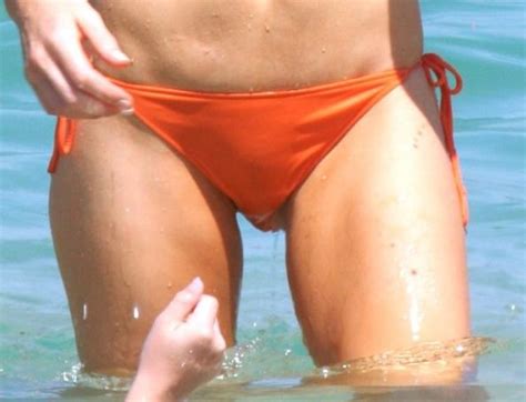 Kate Beckinsale Nude Pussies Bikini Telegraph