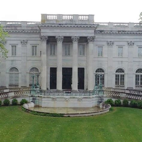 Newport Mansions On Instagram The Breakers And Marble House Are
