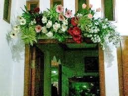 Untuk itu, inilah beberapa ide dekorasi pelaminan elegan yang bisa kamu terapkan di rumah. Dekorasi Kartini: Bunga Dekorasi Kamar Pengantin