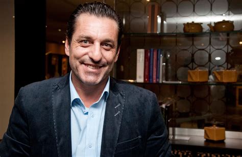 Born 28 february 1966) is a portuguese retired footballer who played mostly as a left winger. Paulo Futre: "Soy el único jugador que con el contrato en la mesa le dije que no al Real Madrid ...