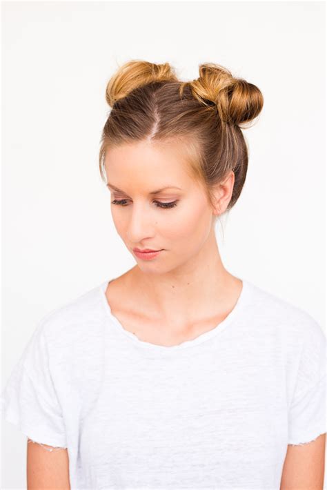 Perfect How To Make Small Hair Bun Hairstyles Inspiration Stunning