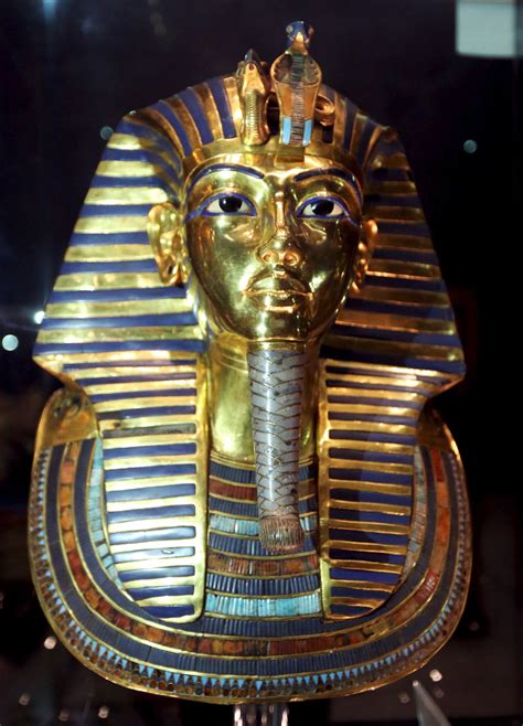 King Tutankhamun’s Tomb Radar Scans Search For Secret Chambers Huffpost Uk News
