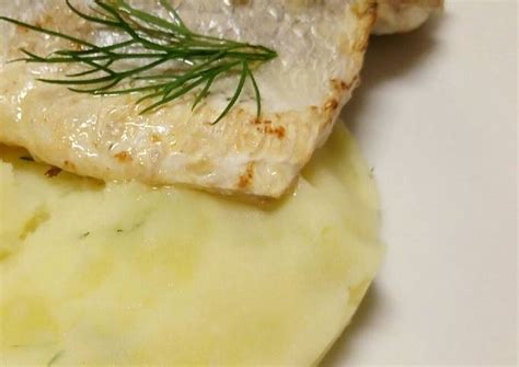 Pan Fried Sea Bass On A Bed Of Yoghurt And Dill Potatoes Recipe By Miss Fluffy S Cooking Angie