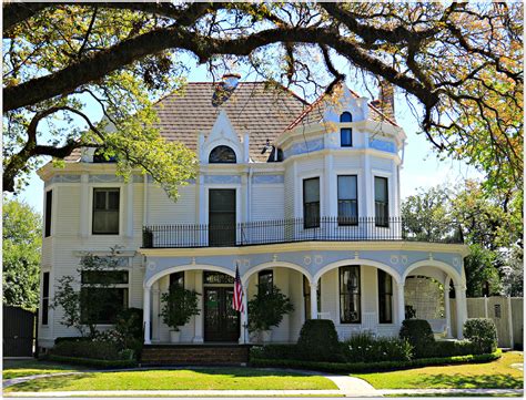 Historic Mansions In New Orleans | Orleans Homes and Neighborhoods